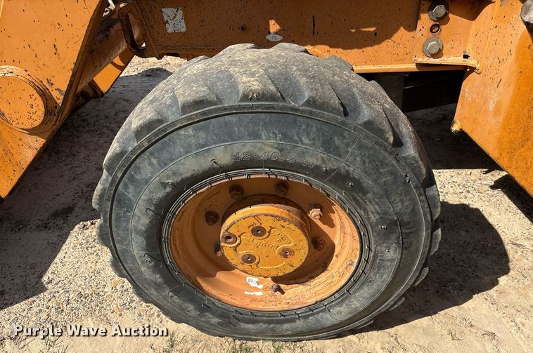 image for item ND9753 2005 Case 570 MXT landscape tractor