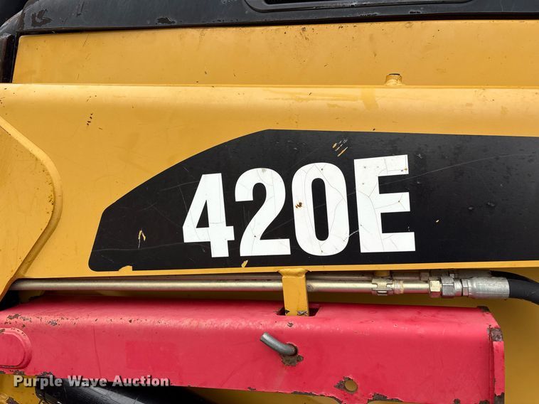 image for item ND9754 2011 Caterpillar 420E backhoe