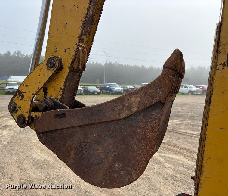 image for item ND9754 2011 Caterpillar 420E backhoe