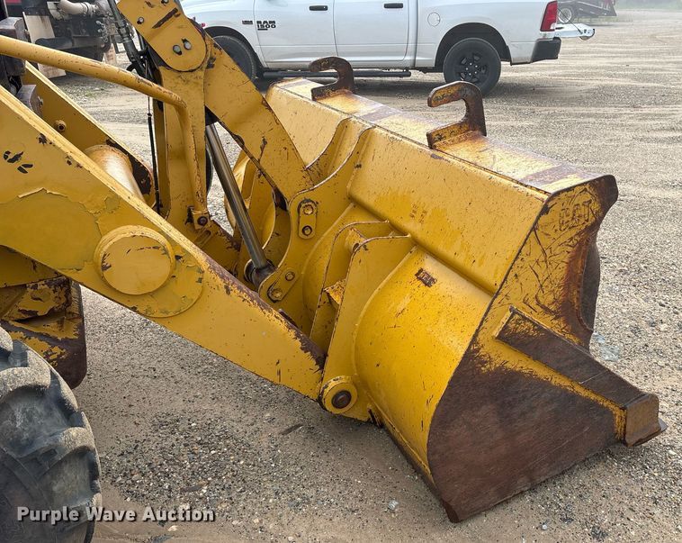 image for item ND9754 2011 Caterpillar 420E backhoe