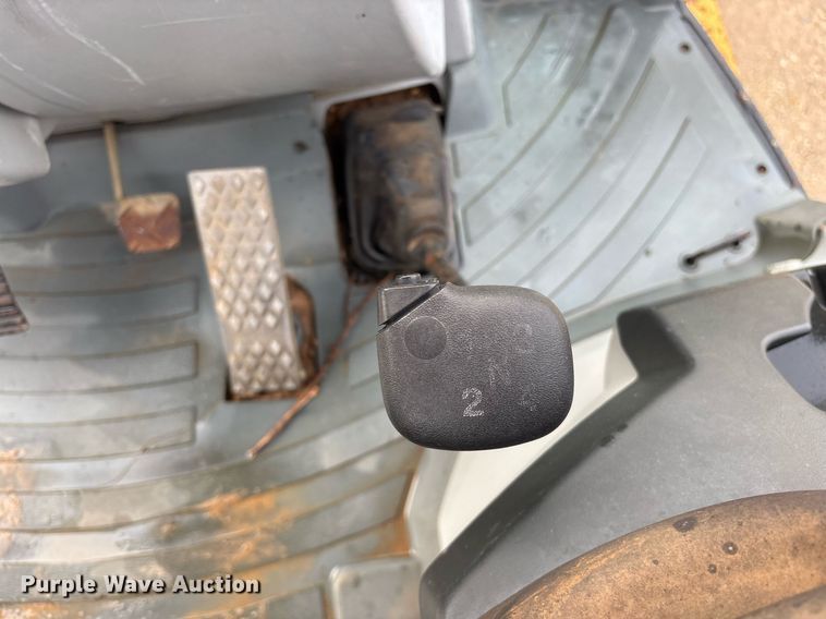 image for item ND9754 2011 Caterpillar 420E backhoe