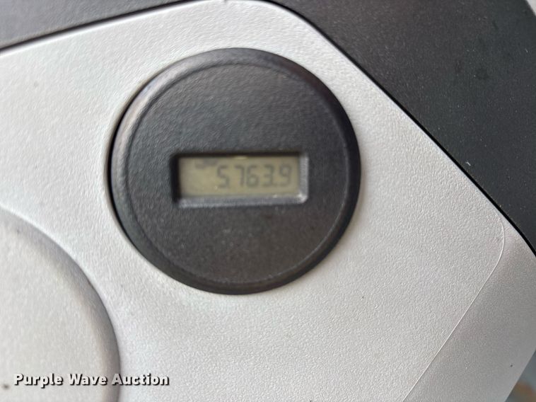 image for item ND9754 2011 Caterpillar 420E backhoe