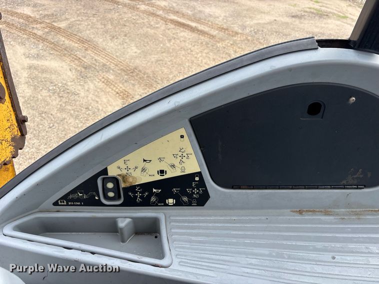 image for item ND9754 2011 Caterpillar 420E backhoe