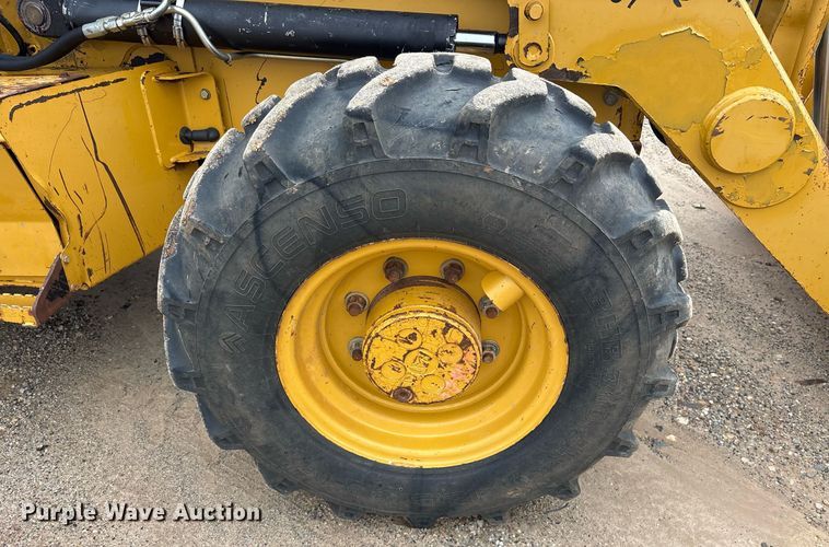 image for item ND9754 2011 Caterpillar 420E backhoe