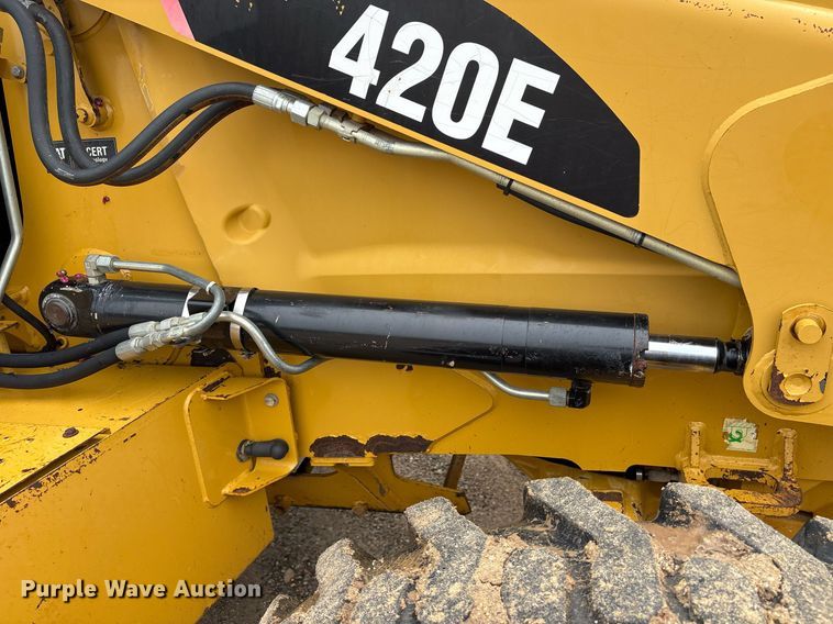 image for item ND9755 2012 Caterpillar 420E backhoe
