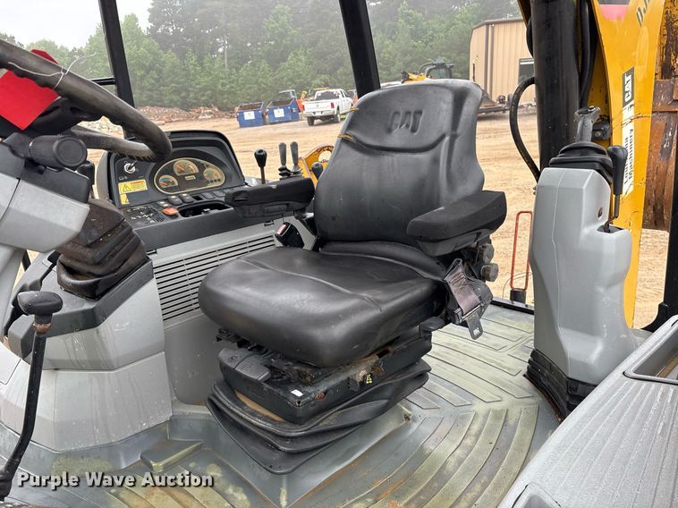 image for item ND9755 2012 Caterpillar 420E backhoe