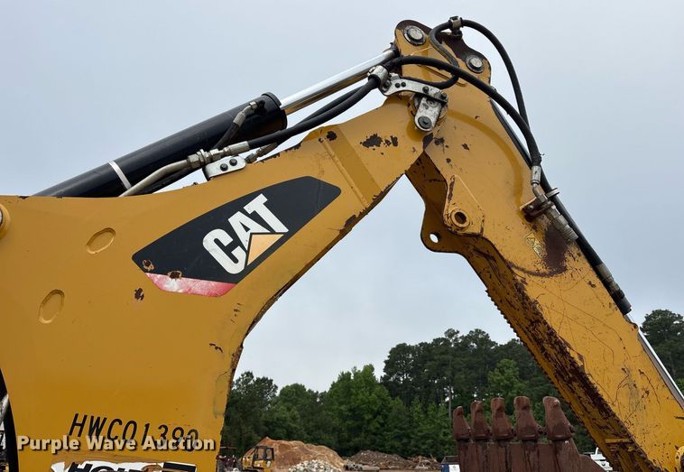 image for item ND9756 2016 Caterpillar 420F2 backhoe