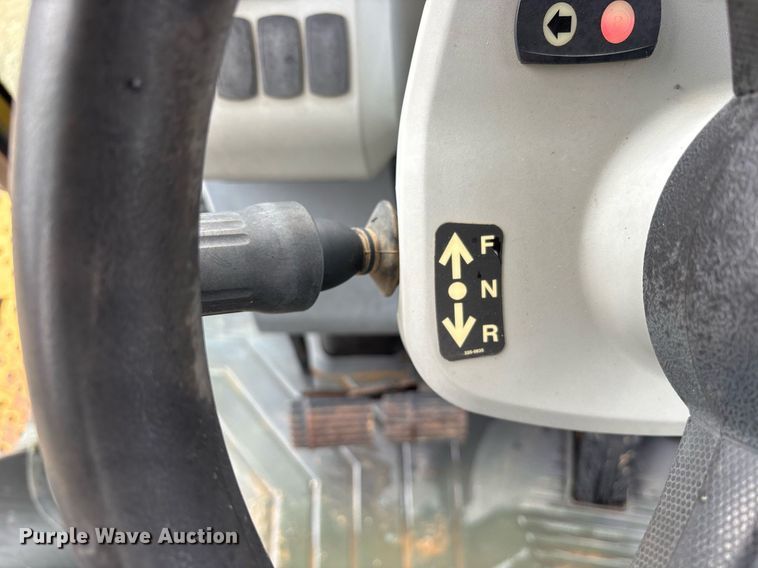 image for item ND9756 2016 Caterpillar 420F2 backhoe