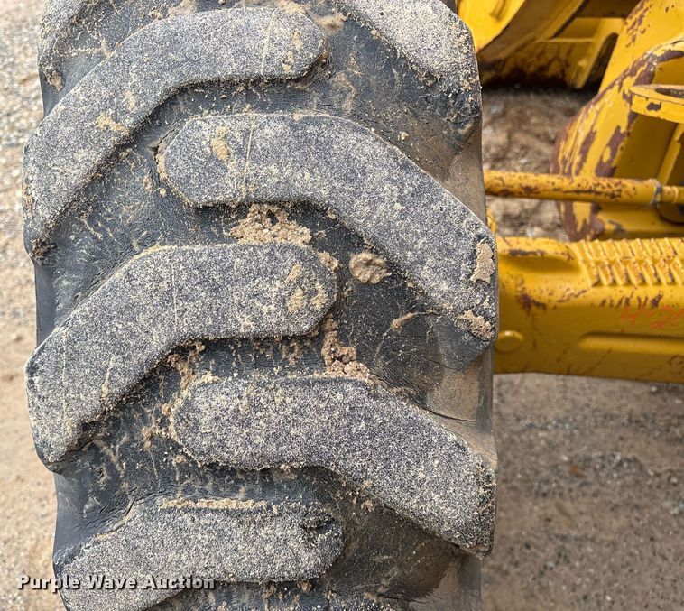 image for item ND9756 2016 Caterpillar 420F2 backhoe