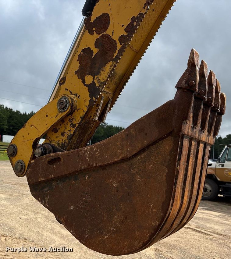 image for item ND9757 2016 Caterpillar 420F2 backhoe