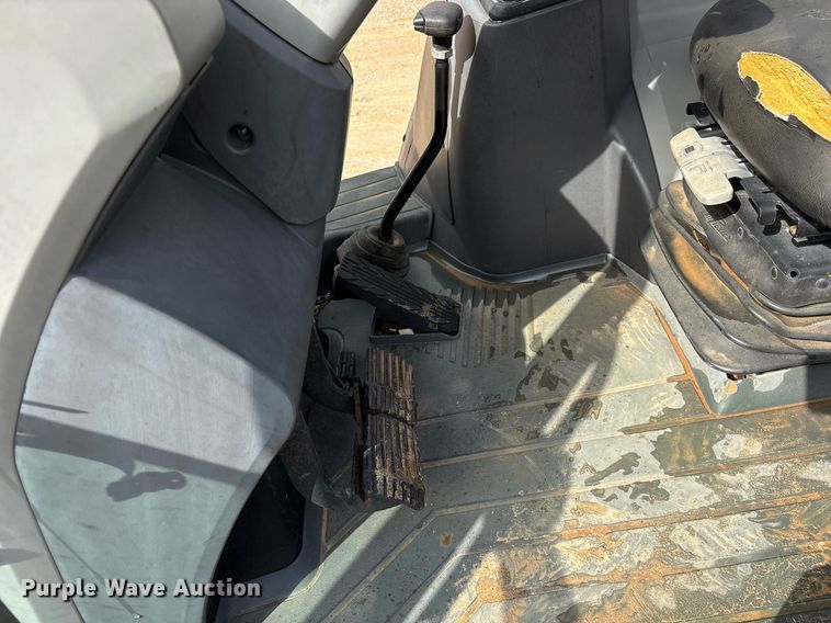 image for item ND9757 2016 Caterpillar 420F2 backhoe