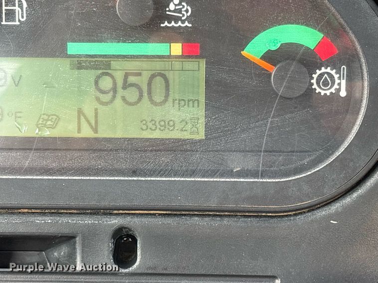 image for item ND9757 2016 Caterpillar 420F2 backhoe