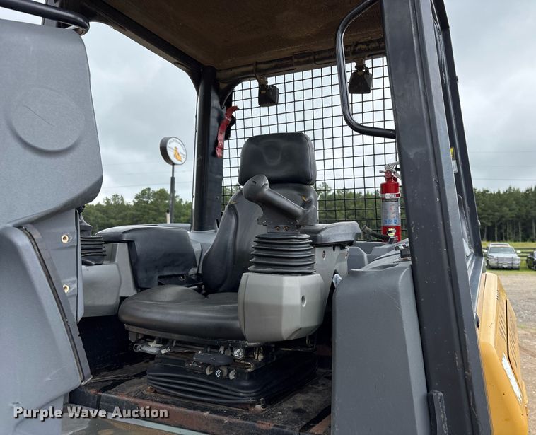 image for item ND9758 2013 Caterpillar D4K2 LGP dozer