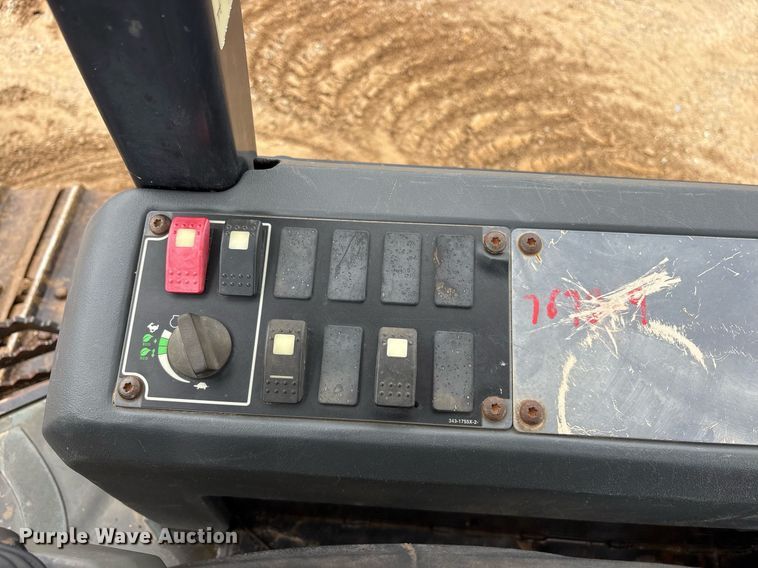 image for item ND9758 2013 Caterpillar D4K2 LGP dozer