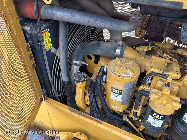 image for item ND9758 2013 Caterpillar D4K2 LGP dozer