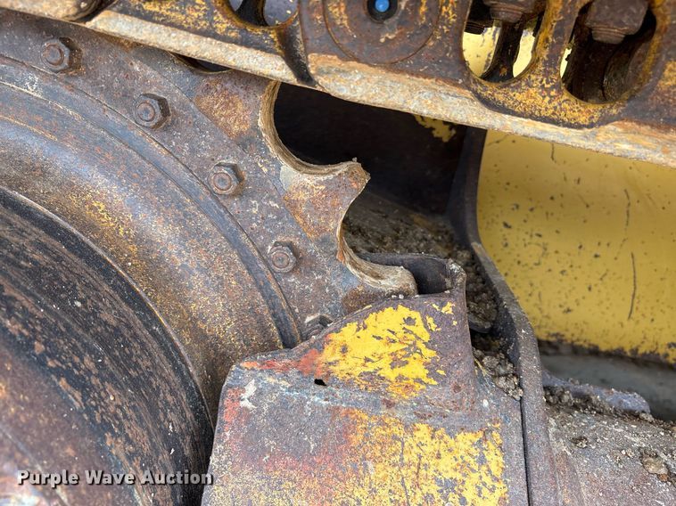 image for item ND9758 2013 Caterpillar D4K2 LGP dozer