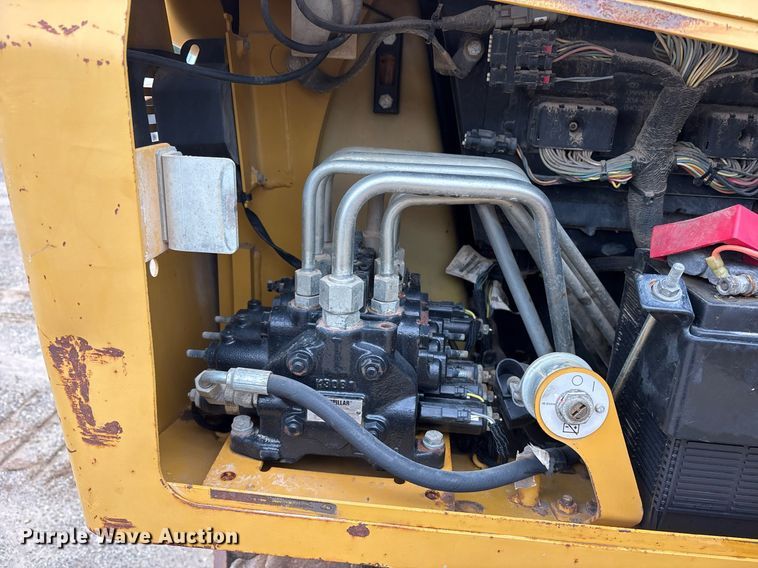 image for item ND9759 2012 Caterpillar D4K2 LGP dozer