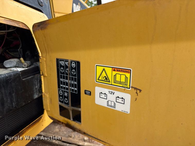 image for item ND9759 2012 Caterpillar D4K2 LGP dozer