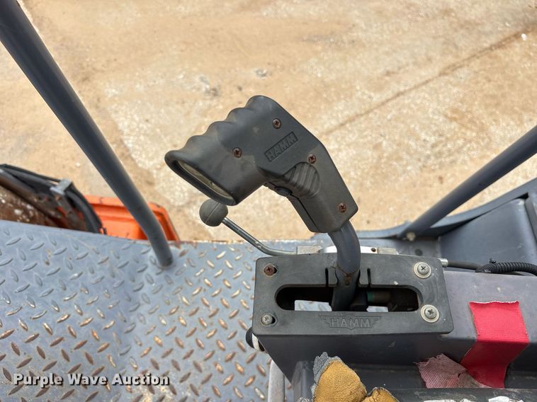 image for item ND9760 2012 Hamm 3307 single drum vibratory roller