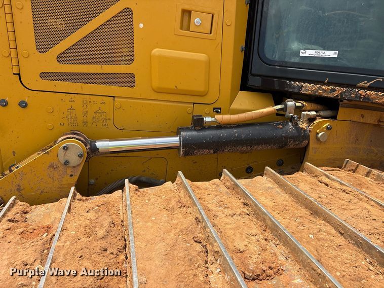 image for item ND9772 2023 Caterpillar D4 LGP dozer