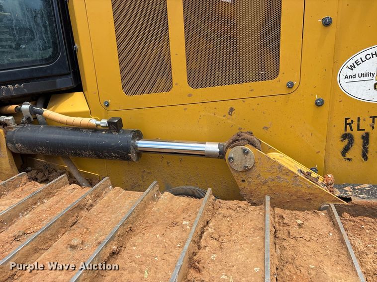 image for item ND9772 2023 Caterpillar D4 LGP dozer