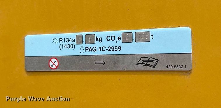 image for item ND9772 2023 Caterpillar D4 LGP dozer