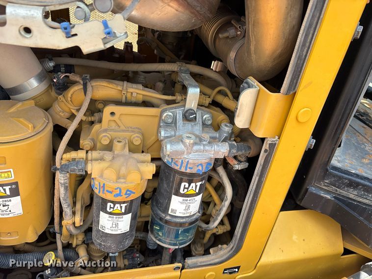 image for item ND9772 2023 Caterpillar D4 LGP dozer