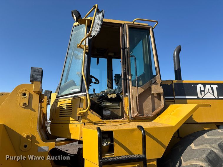 image for item NE9817 1993 Caterpillar 966F Series II wheel loader