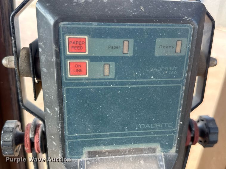 image for item NE9817 1993 Caterpillar 966F Series II wheel loader