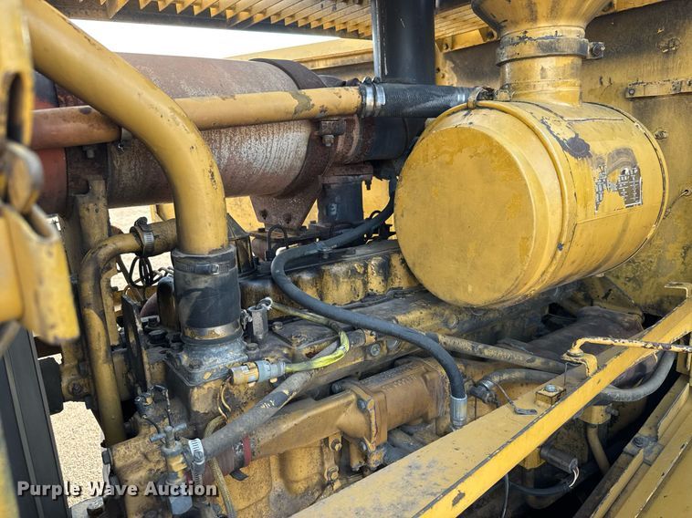 image for item NE9817 1993 Caterpillar 966F Series II wheel loader