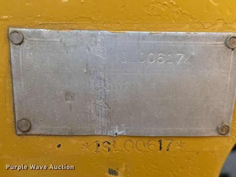 image for item NE9817 1993 Caterpillar 966F Series II wheel loader