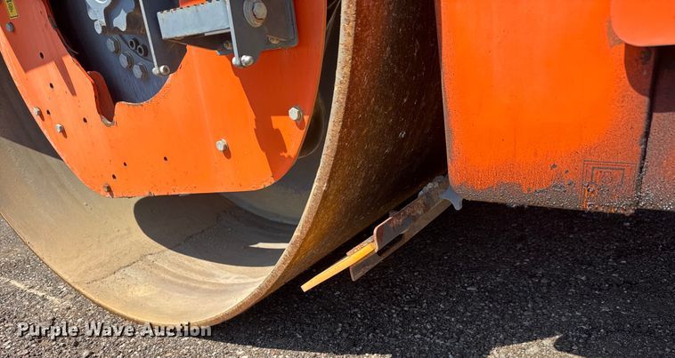 image for item NE9821 2012 Hamm HD+120VO double drum vibratory roller