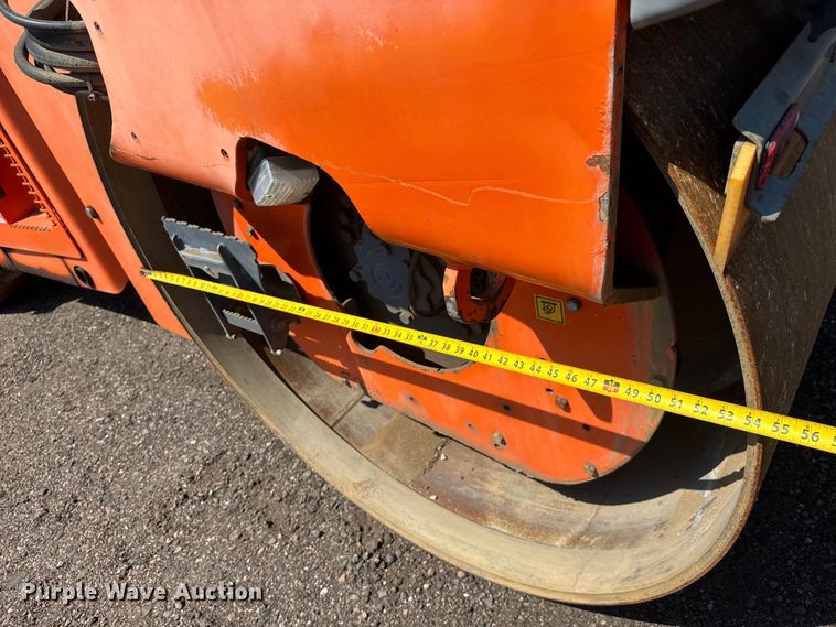 image for item NE9821 2012 Hamm HD+120VO double drum vibratory roller