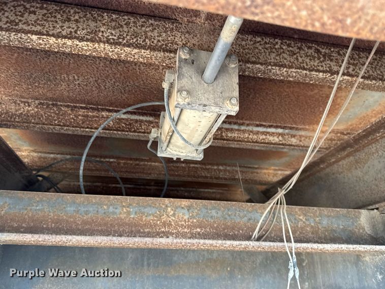 image for item NE9822 2005 Leach Pup-Dump end dump pup trailer