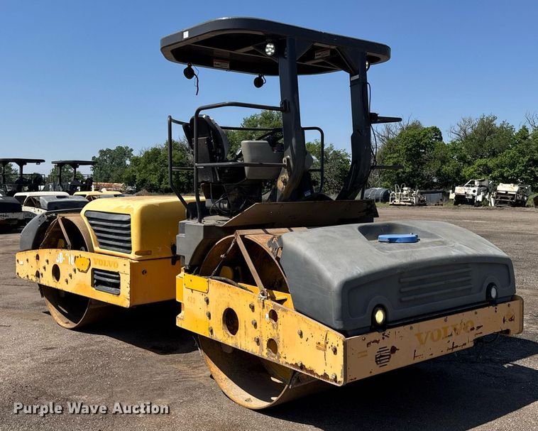 image for item NE9824 2012 Volvo DD118HF double drum vibratory roller