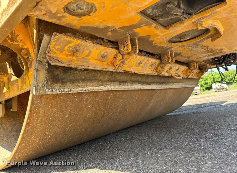 image for item NE9824 2012 Volvo DD118HF double drum vibratory roller