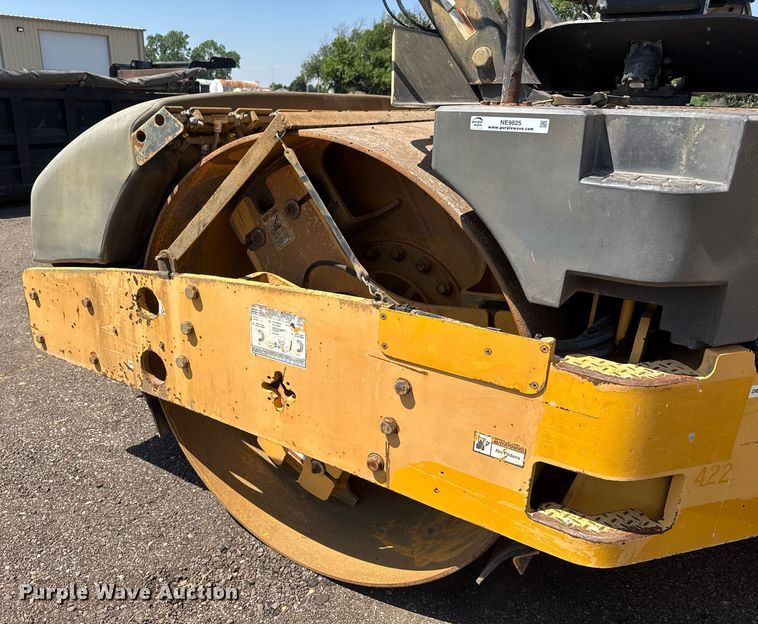 image for item NE9825 2012 Volvo DD118HF double drum vibratory roller