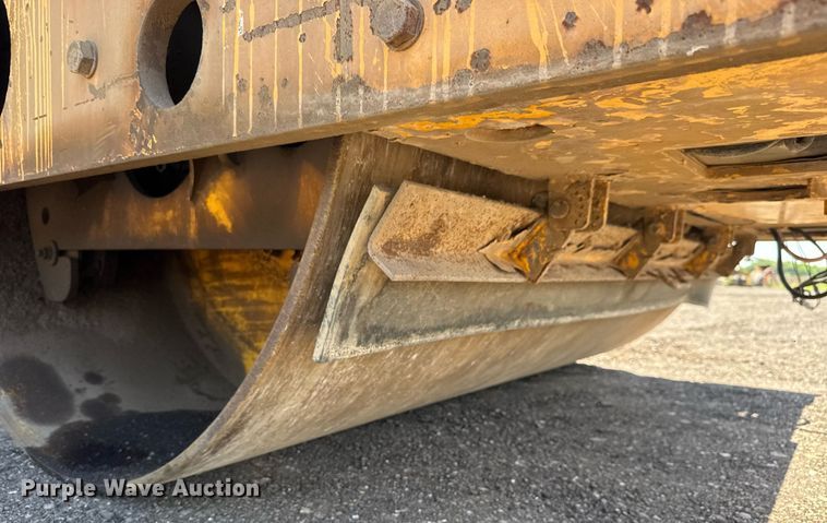 image for item NE9825 2012 Volvo DD118HF double drum vibratory roller