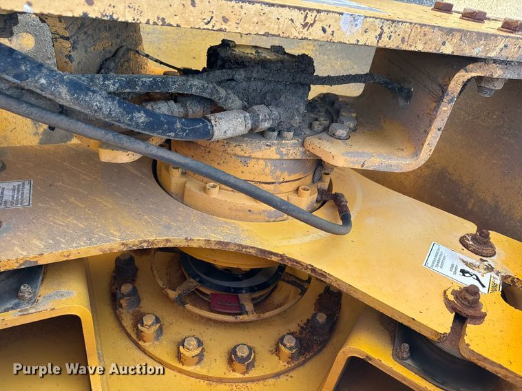 image for item NE9826 2011 Volvo DD118HF double drum vibratory roller