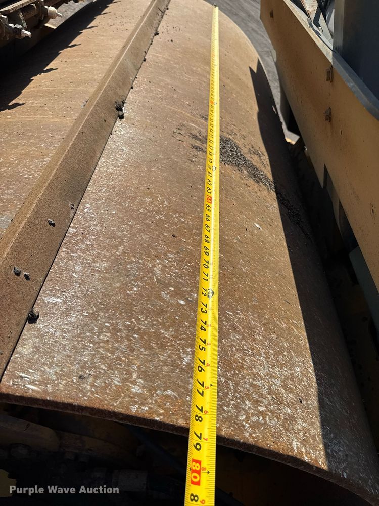 image for item NE9826 2011 Volvo DD118HF double drum vibratory roller