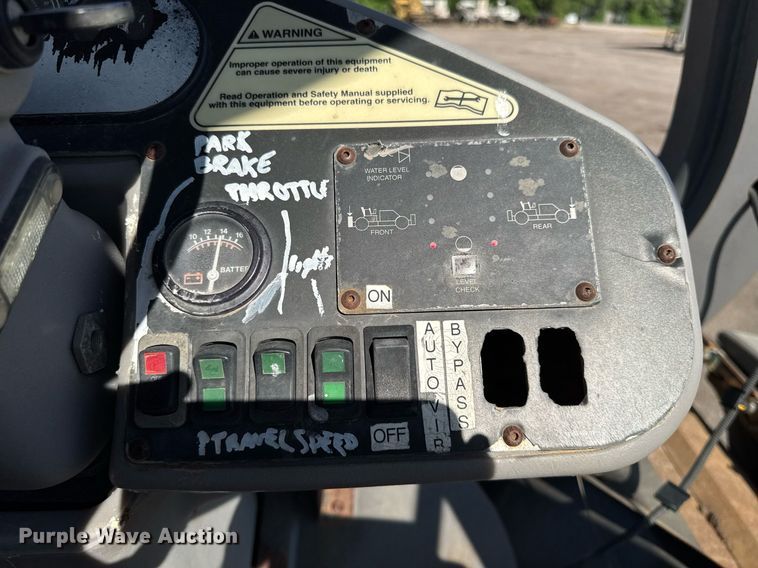 image for item NE9826 2011 Volvo DD118HF double drum vibratory roller