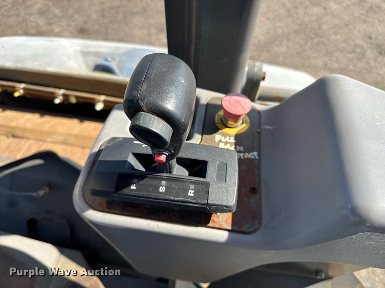 image for item NE9826 2011 Volvo DD118HF double drum vibratory roller