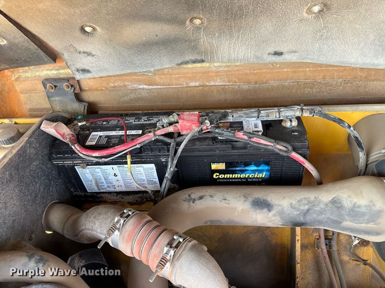 image for item NE9826 2011 Volvo DD118HF double drum vibratory roller