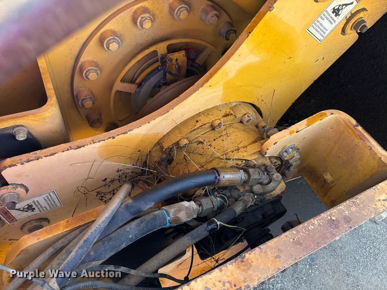 image for item NE9827 2012 Volvo DD138HFA double drum vibratory roller