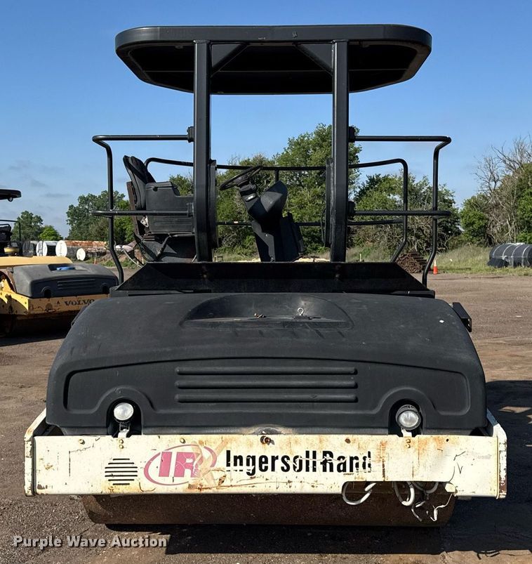 image for item NE9828 2005 Ingersoll Rand DD-138HF double drum vibratory roller