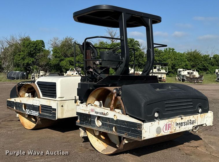 image for item NE9828 2005 Ingersoll Rand DD-138HF double drum vibratory roller