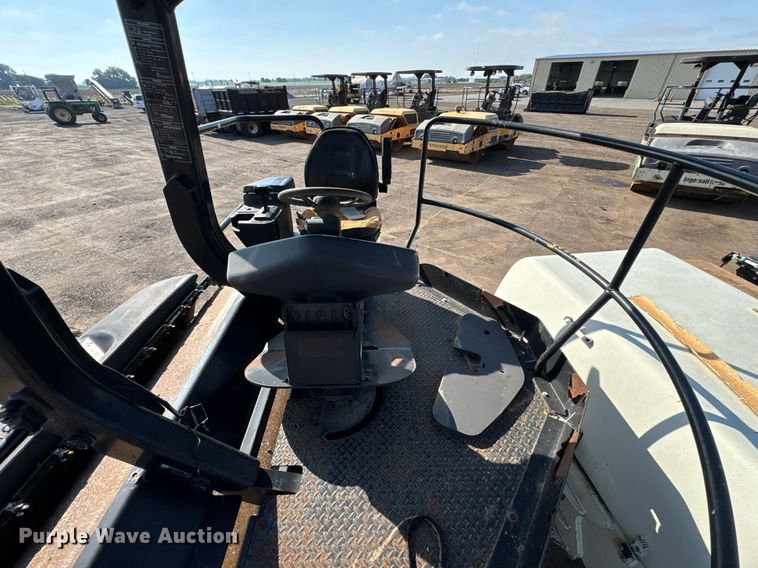 image for item NE9828 2005 Ingersoll Rand DD-138HF double drum vibratory roller