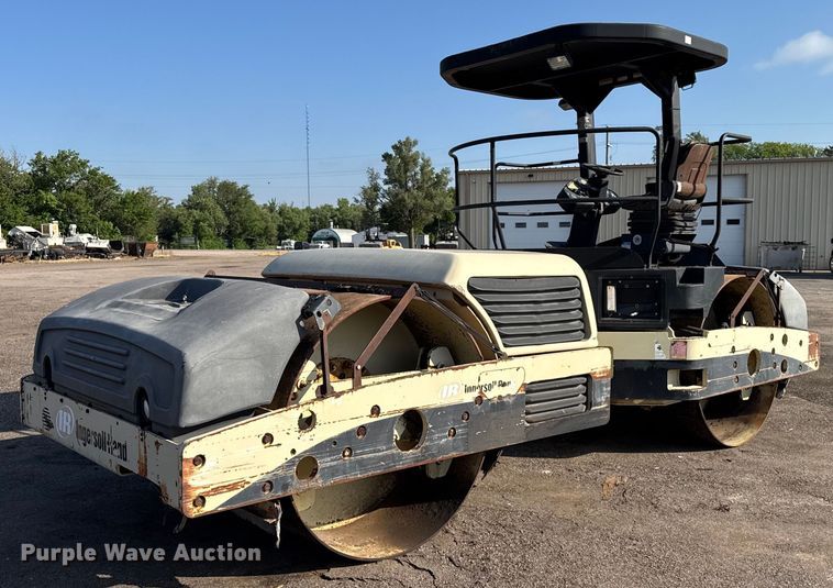 image for item NE9829 2004 Ingersoll-Rand DD-138HFA double drum vibratory roller
