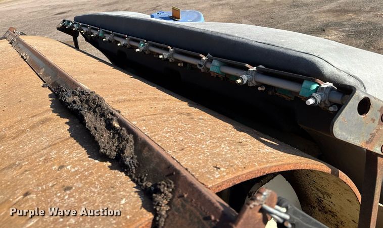 image for item NE9829 2004 Ingersoll-Rand DD-138HFA double drum vibratory roller