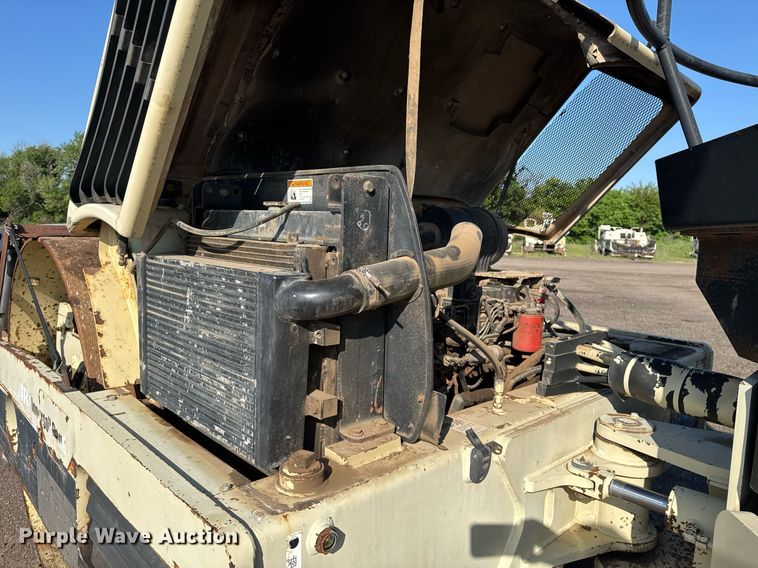 image for item NE9829 2004 Ingersoll-Rand DD-138HFA double drum vibratory roller